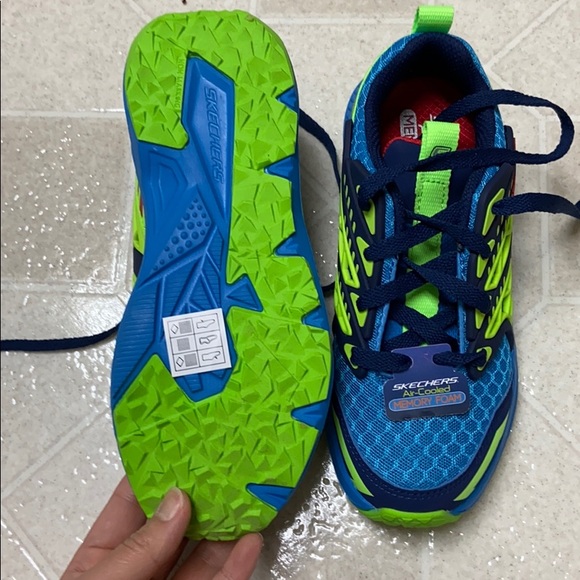 skechers boys size 2